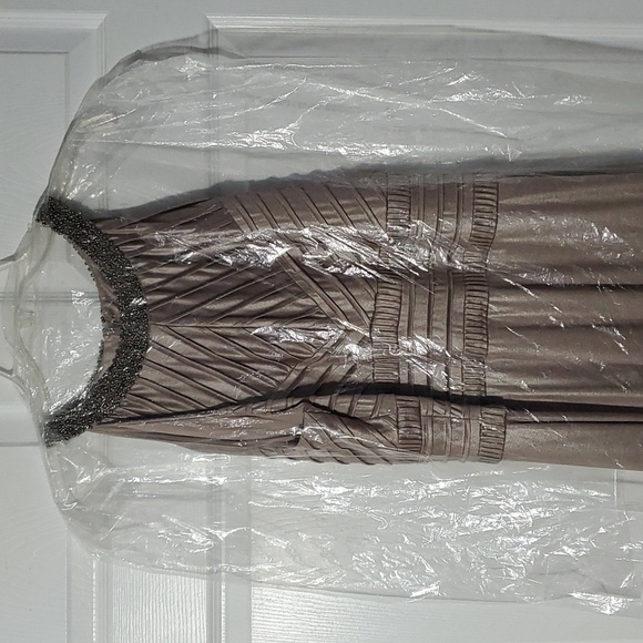 NEW Calvin Klein Wedding Party Mother of Bride Maxi Dress Size 14 - Picture 2 of 16